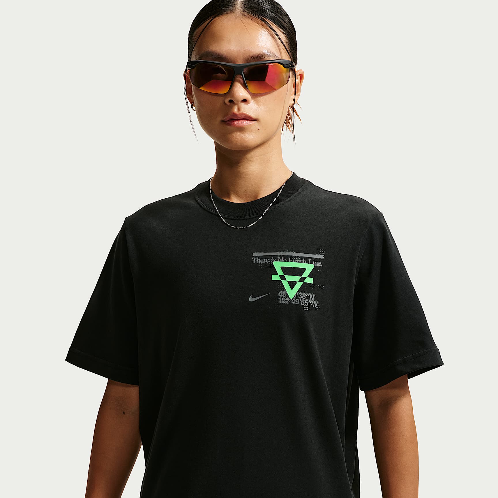 NIKE公式】ナイキ スウィフト ウィメンズ Dri-FIT ランニング Tシャツ